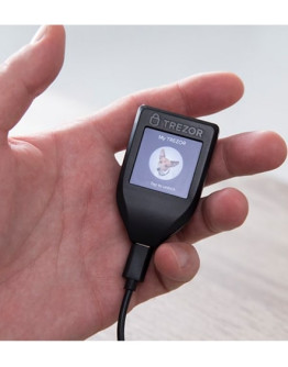 Trezor Model T аппаратный кошелек